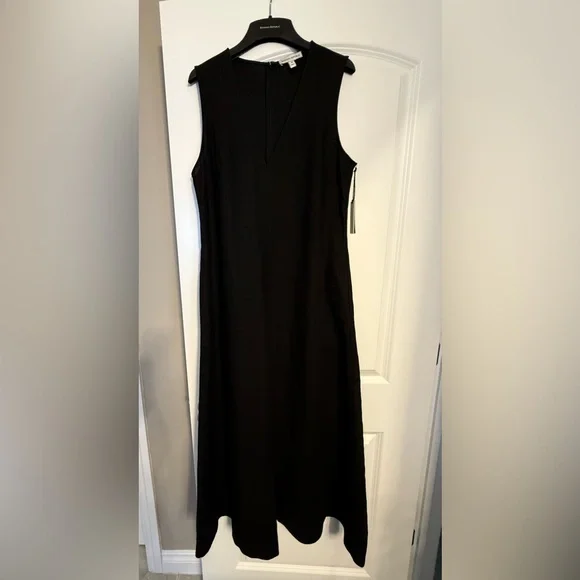 BANANA REPUBLIC Linen V-Neck Maxi Dress NWT - M - Picture 5 of 16